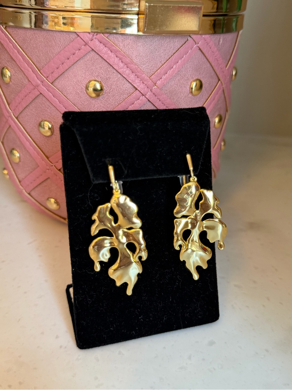 Gold Leaf-Style 18k g plated Drop Earrings NWOT - Women Jewelry